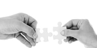 Czy można łączyć ocet z proszkiem do prania?