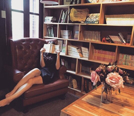 Jaki fotel do pracy przy komputerze 2023?