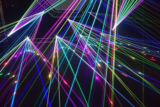 Jak ustawić ogniskowa w laserze?