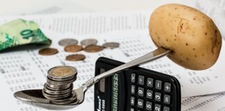 Ile zawodów na utrzymanie licencji?