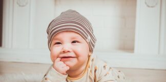 Jak nauczyć się ładnie pisać długopisem?