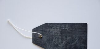 Z czego składa się etykietą gaśnicy?