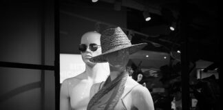 Do czego służy drewniane manekiny?