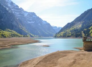 Czy płatność przelewem zwalnia z kasy fiskalnej? Czy płatność przelewem zwalnia z kasy fiskalnej?