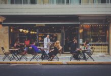 Dlaczego klienci odchodzą z salonu fryzjerskiego?