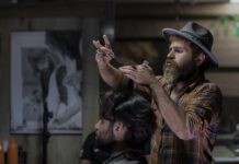 Ile zarabia fryzjer w Warszawie?