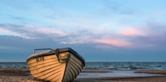 Jaki wózek turystyczny na plażę?