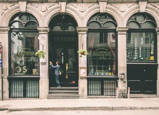 Jak włączyć wagę sklepowa?