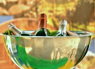 Z czego składa się chłodziarka? Z czego składa się chłodziarka?