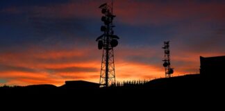 Czy na paragonie musi być kwota VAT?