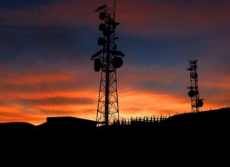 Czy na paragonie musi być kwota VAT?