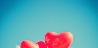 Czy zapłata karta zwalnia ze stosowania kasy fiskalnej?