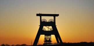 Czy można masować przepuklinę kręgosłupa?