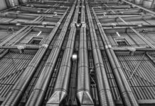 Jak zrobić wentylację w salonie?