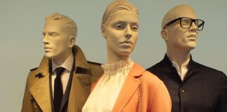 Jak ubrać manekiny?