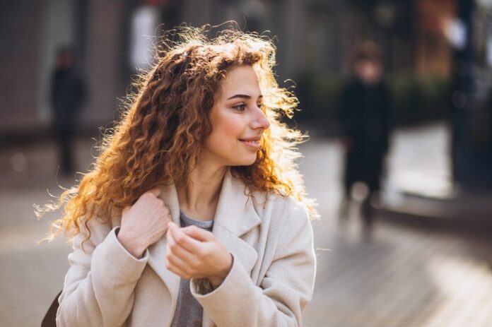 glowne Kręcone włosy