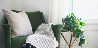 Jak urządzić kącik do relaksu glamour – wskazówki i porady Jak urządzić kącik do relaksu glamour